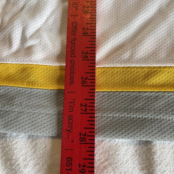 Preview Challenge Cup Hockey jersey Sz M White Black Yellow Gray Minnesota #4 - Picture 8 of 11